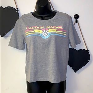 Captain marvel large gray T-shirt